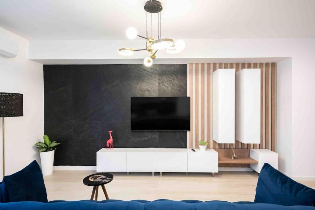 Blue Velvet Apartment Bucharest Exterior photo